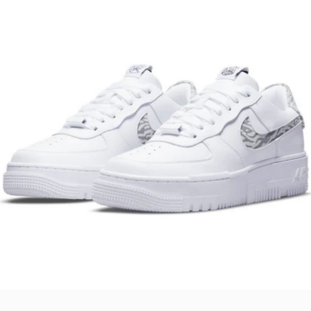 NIKE Air Force 1 White Pixel SE Zebra Sneakers - Picture 2 of 12